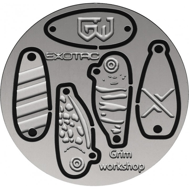 Карточка-мультитул для выживания Grim Workshop Fishing Lure Kit