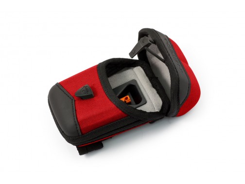 0TRP-204 Чехол ProCase с ретрактором, средний, красный