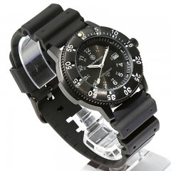 Часы наручные армейские Smith & Wesson Tactical с тритиевой подсветкой, черный циферблат, нейлоновый и резиновый ремешки