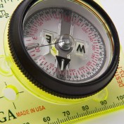 Профессиональный компас с тритиевой подсветкой Cammenga Destinate Tritium Protractor Compass D3-T — дополнительное фото