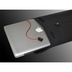 Кожаный чехол для MacBook Pro 15 Civilian Lab ProManila (черный)