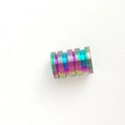 Бусина из титана для темляка из паракорда Coeburn Tool Titanium Lanyard Bead (Rainbow) — дополнительное фото