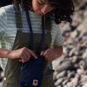 Городская сумка на плечо Fjällräven High Coast Pocket (Navy) — дополнительное фото