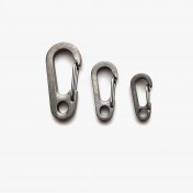 Титановый карабин для ключей и аксессуаров Flytanium Titanium Gate Clip (Medium) — дополнительное фото