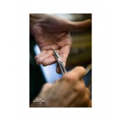 Космическая шариковая ручка Fisher Space Pen Bullet (American Flag Chrome) — дополнительное фото