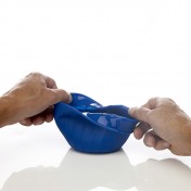 Мягкая миска humangear FlexiBowl (синий) — дополнительное фото
