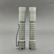 Светодиодный фонарь из титана ReyLight Pineapple Mini Flashlight Ti — дополнительное фото