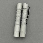 Светодиодный фонарь из титана ReyLight Pineapple Mini Flashlight Ti — дополнительное фото