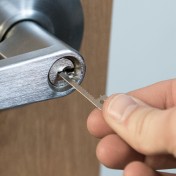 Карточка для блокировки замков Readyman Lock Blocker — дополнительное фото