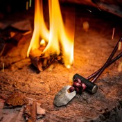 Кулон для походов и выживания Wazoo Bushcraft Necklace — дополнительное фото