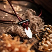 Кулон для походов и выживания Wazoo Bushcraft Necklace — дополнительное фото