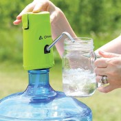 Портативная помпа для воды 19 литров на USB Coghlan's Water Pump — дополнительное фото