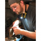 Рабочий фонарь на шею с зарядкой USB Caterpillar Rechargeable LED Neck Light — дополнительное фото