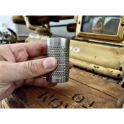 Титановая стопка-шот для алкоголя Maratac Big Shot - Machined Titanium 2 Oz Glass — дополнительное фото