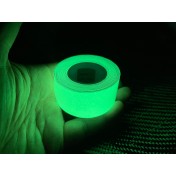 Светящаяся клейкая лента Maratac MaraSpec Glow Tape Roll — дополнительное фото