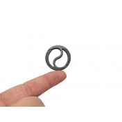 Двойное кольцо для ключей и аксессуаров Maratac Dual Titanium Living Spring Ring — дополнительное фото