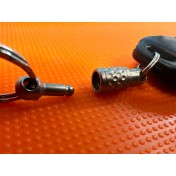 Карабин-коннектор для ключей и аксессуаров Maratac Titanium QD Kwik Release Keychain Coupler — дополнительное фото