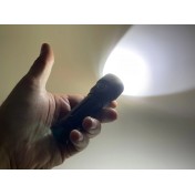 Компактный фонарь Maratac EZ - Throw 18650 / 21700 Flashlight — дополнительное фото