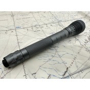Тактический фонарь Maratac Pocket Trooper - Gray - AAAx2 Tactical Flashlight — дополнительное фото