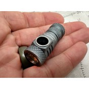 Карманный фонарь Maratac Chickpea - Gray - Floodlight LED Flashlight 10180 — дополнительное фото