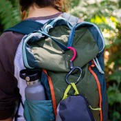 Туристический поворотный карабин для снаряжения Heroclip Small Forest Green — дополнительное фото