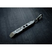 Компактный инструмент-ломик TEC Accessories Ti-Pry Titanium Pry Bar: Keychain Edition — дополнительное фото