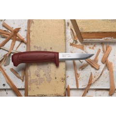 Нож Morakniv Basic углеродистая сталь, красный